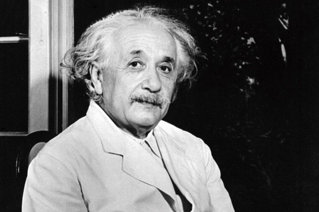 27 of Einstein’s Personal Letters Going on Auction Block