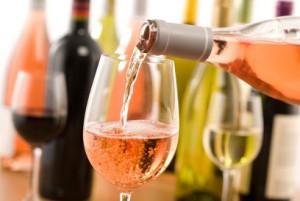 Seasonal Sipping: Your Spring Wine Selections For Barbecue Afternoons