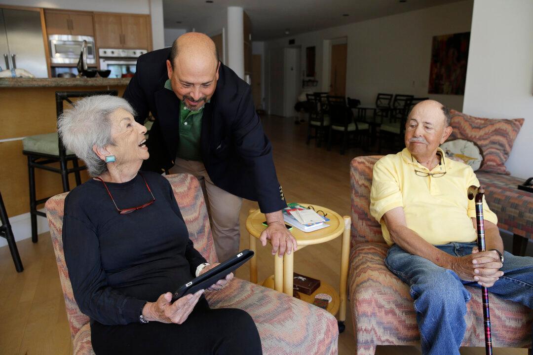 High-Tech Sensors Help Kids Keep Eye on Aging Parents