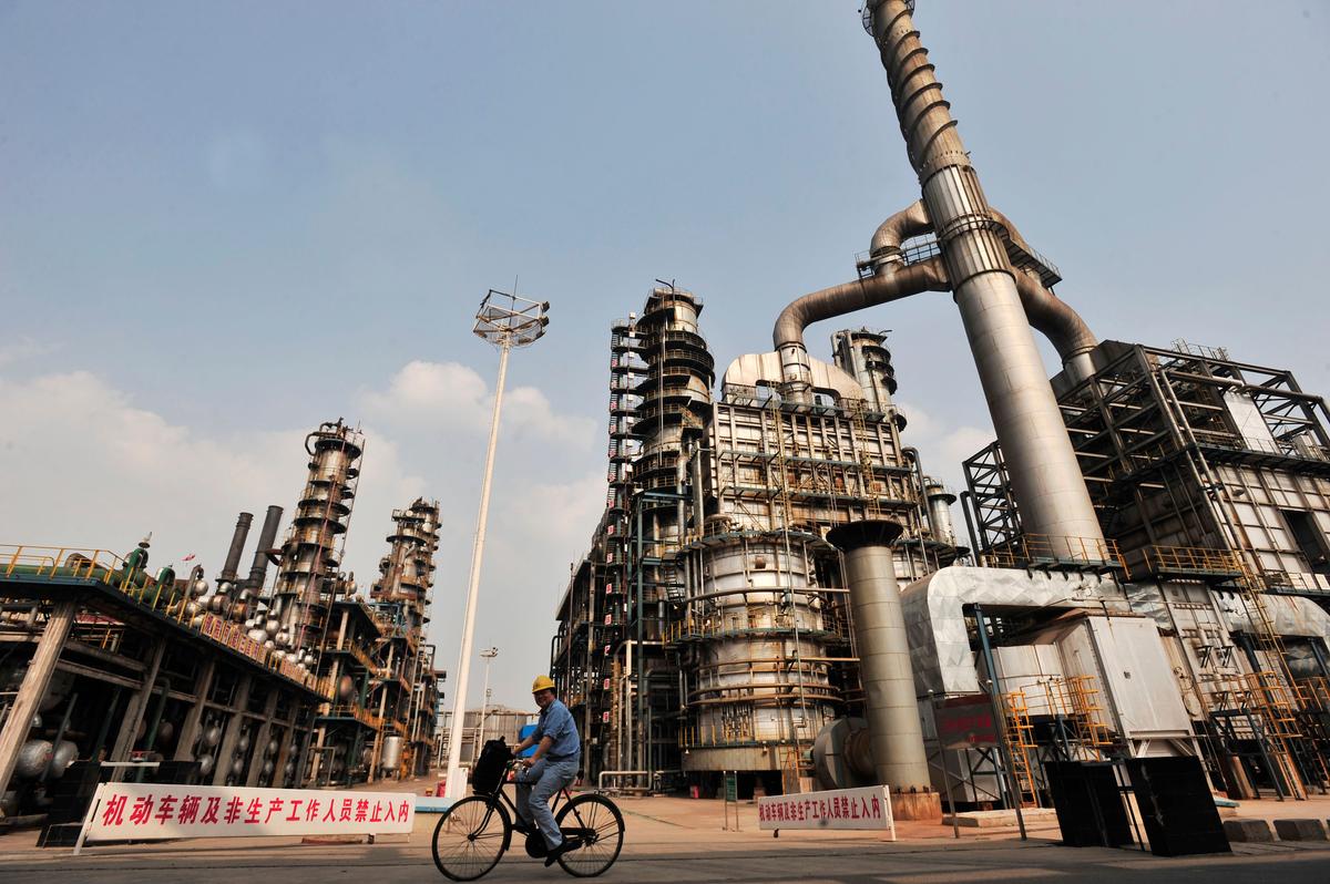 February to Mark Record Decline in Global Oil Refining Due to China Coronavirus