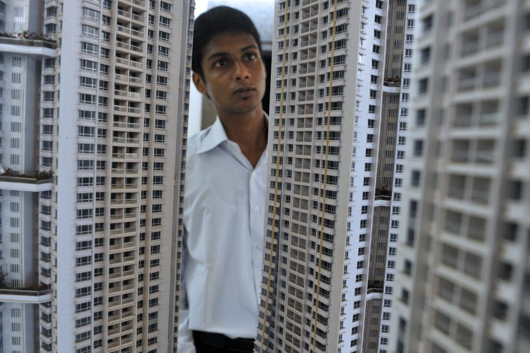India Struggles to Curb Developer Fraud
