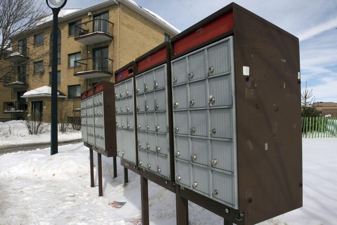 Snow, Ice Among Problems for Residents Accessing New Communal Mailboxes, Survey Finds