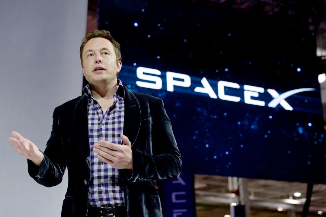 Why Elon Musk Isn’t Going to Mars Any Time Soon