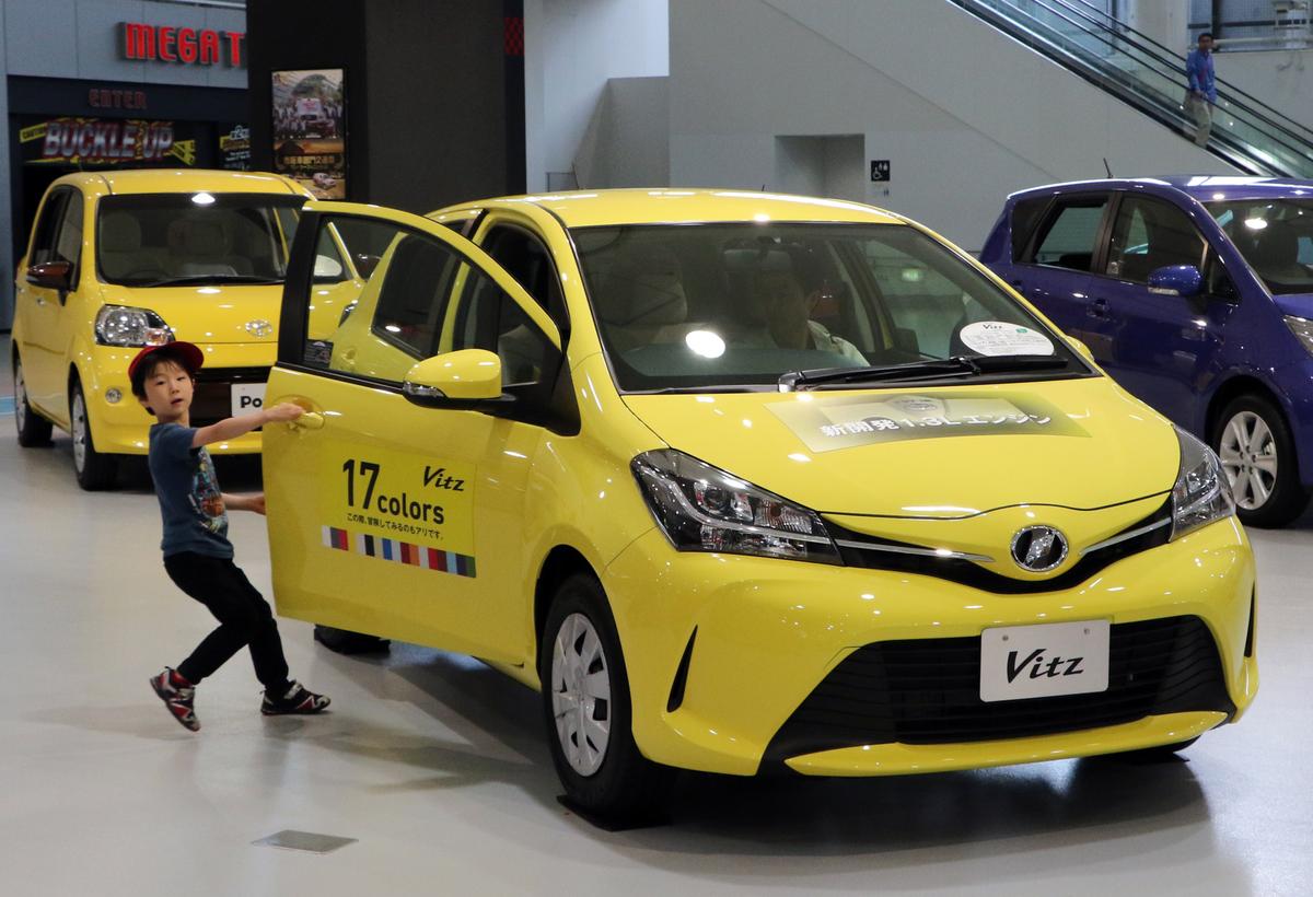 People Are Stealing Batteries From Hybrid Cars