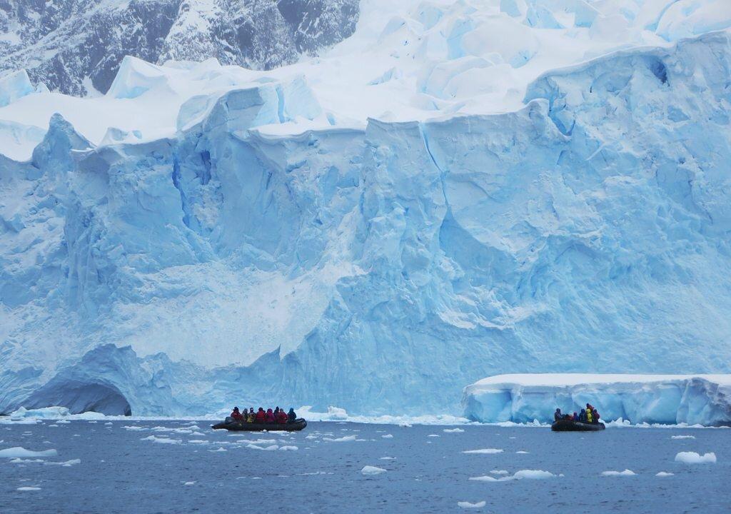 How Ice Sheets Collapse: A Lesson From the Past