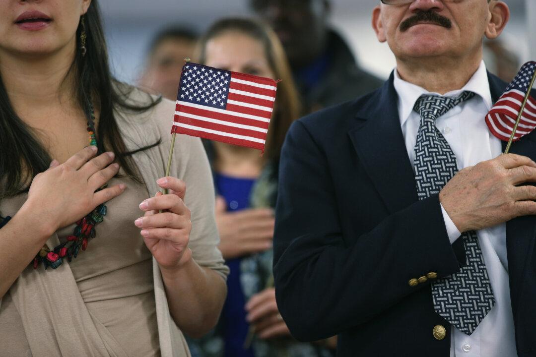 Texas Judge at Citizenship Ceremony: ‘Go to Another Country’ If You Don’t Accept Trump