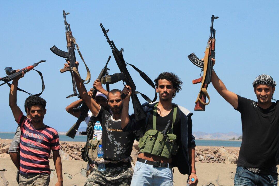 Yemen Rebels Refuse to Board Plane for Geneva Peace Talks