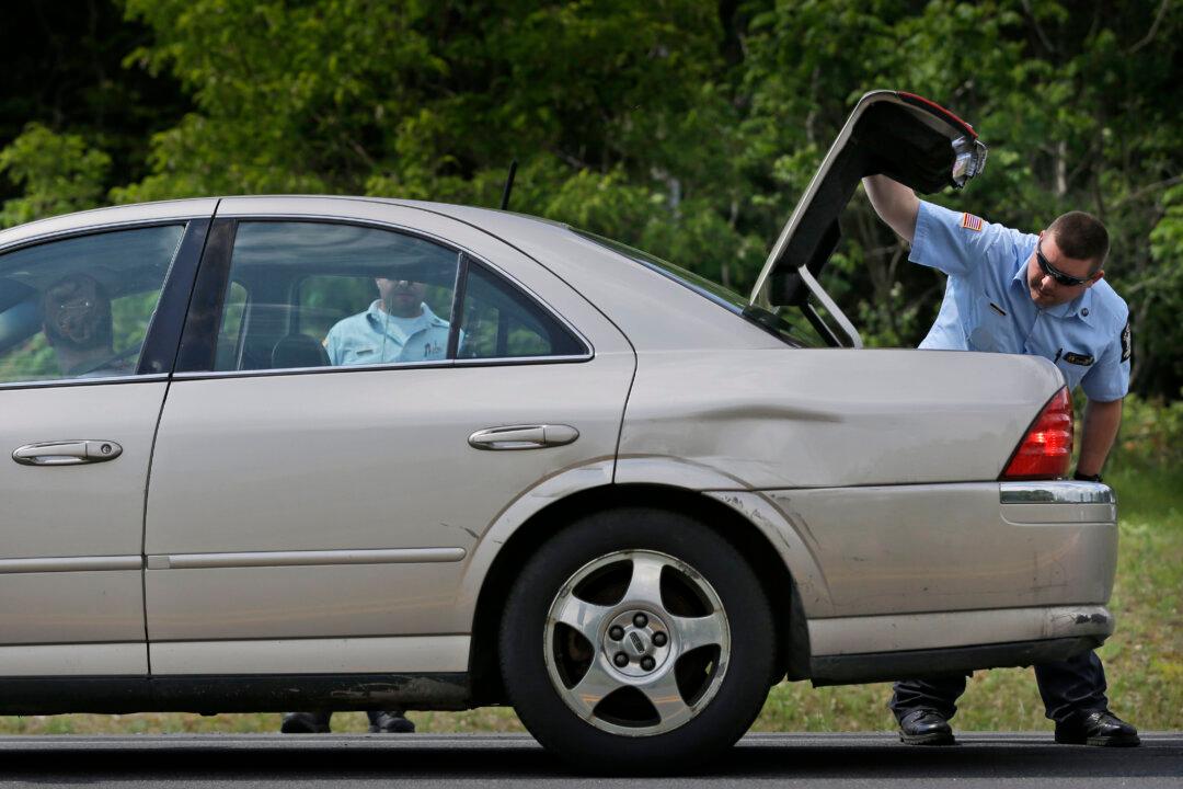 Philly Cabbie: Passengers Matched Description of NY Escapees