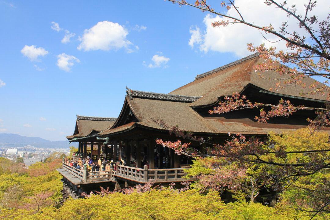 A Temple of Pure Water and Breathtaking Views