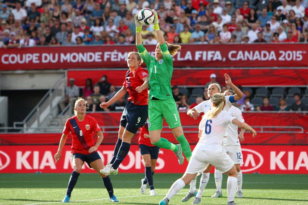 England’s Sampson Expects ‘Tight’ Women’s World Cup Quarterfinal Against Canada
