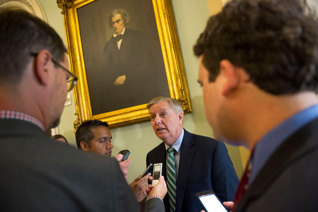 Senate Poised to Hand Obama Big Victory on Negotiating Trade