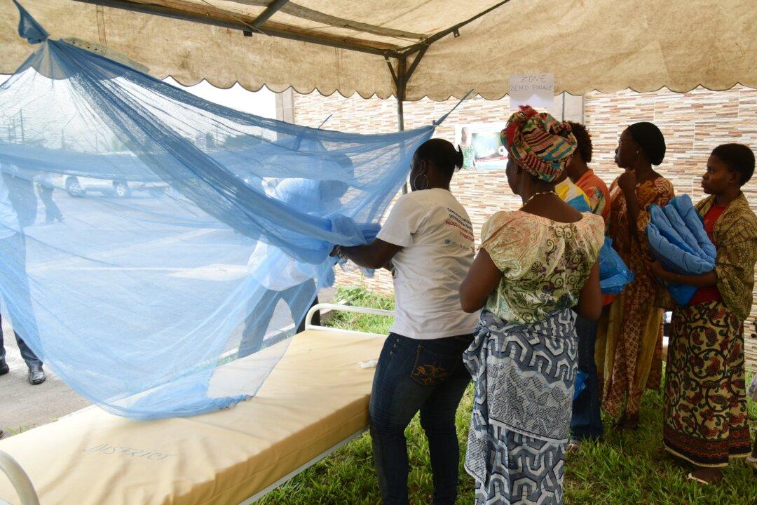 Cameroon Rolls Out World’s 1st Malaria Vaccine as Fear Outweighs Hesitancy