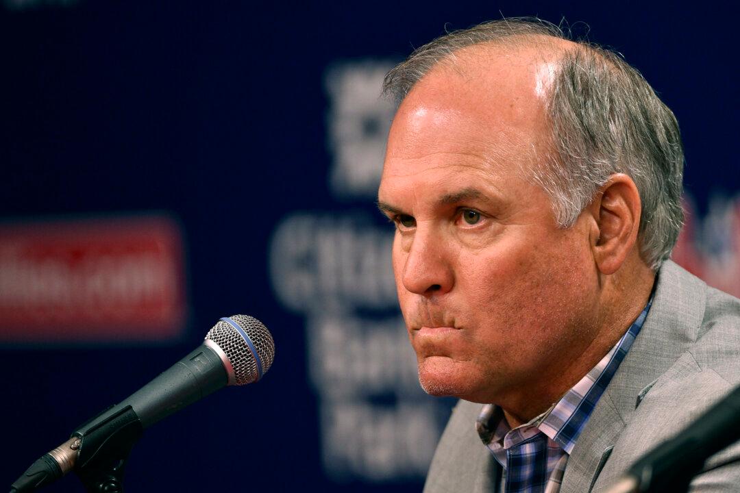Ryne Sandberg Resigns as Philadelphia Phillies Manager
