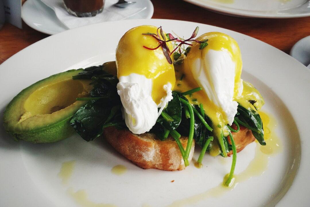 Gluten Free & Dairy Free Eggs Benedict Recipe