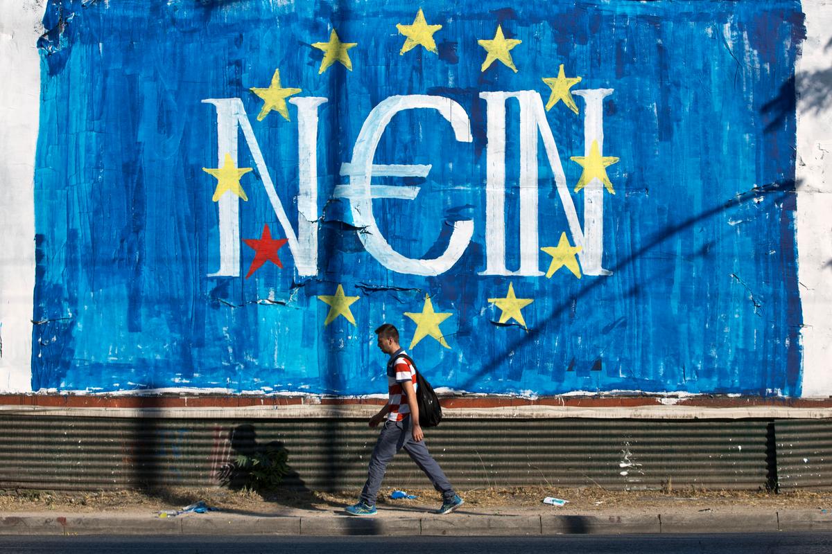 Greece Imposes Capital Controls, Banks to Remain Shut