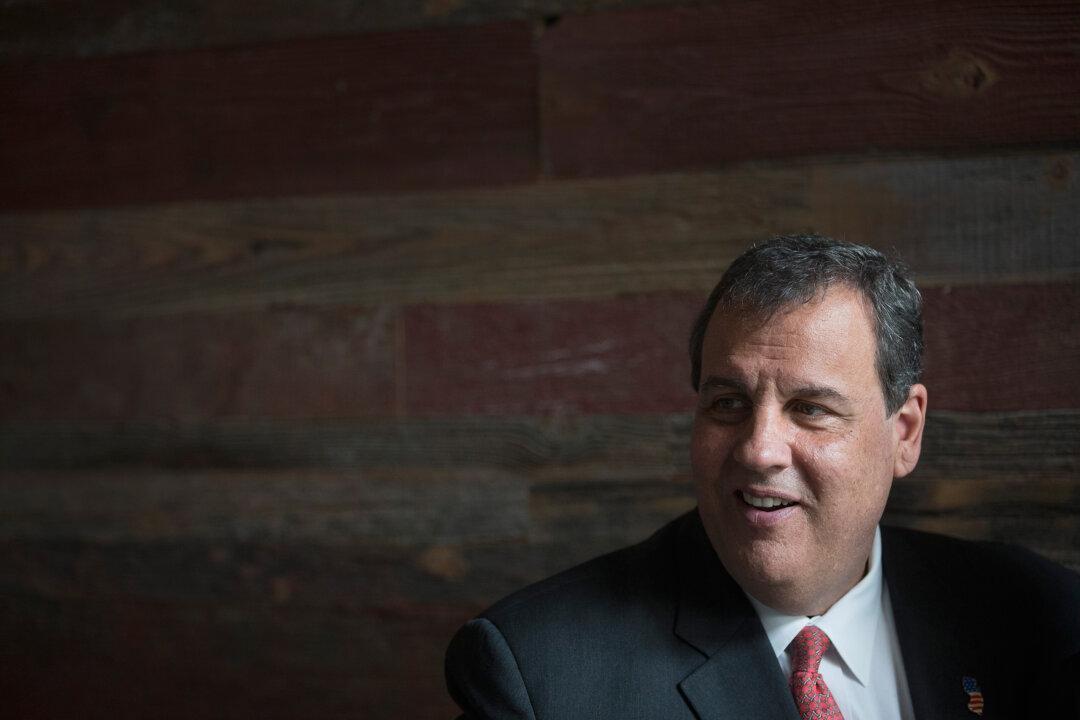 Christie Says He’s Running in 2016 to ‘Change the World’