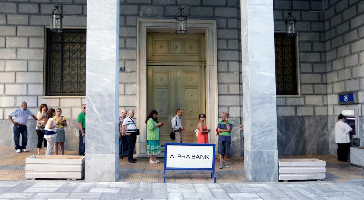 Greece Races Against Clock to Submit Reform Proposals