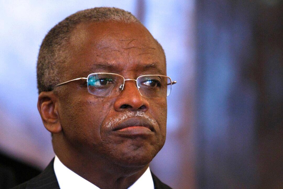 Uganda Police Detain a Former Prime Minister