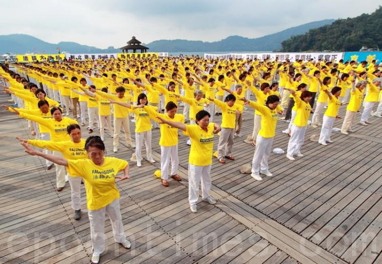 Chinese Ministry of Health Breaks 13-Year Taboo on Qigong