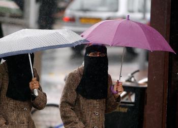 Two Women Arrested in France During Burqa, Niqab Ban Protest