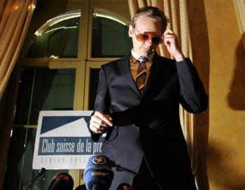 Wikileaks at the Center of New Hacker War