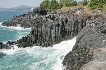 Nine Chinese Tourists Defect to South Korea