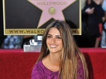 Penelope Cruz Gets Star on Hollywood Walk of Fame