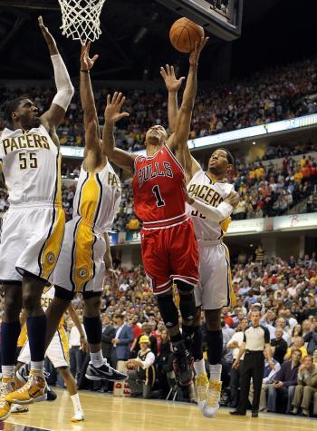 Rose Lifts Bulls to 3—0 Over Pacers