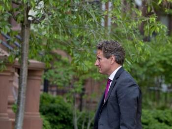 AIG, Treasury to Sell $9 Billion in Stock