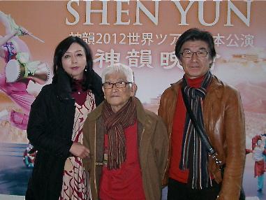 Painting Artist: Shen Yun ‘I have never seen beautiful colors like this’