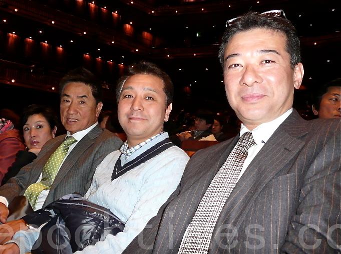 Shen Yun Backdrops Are Spectacular!