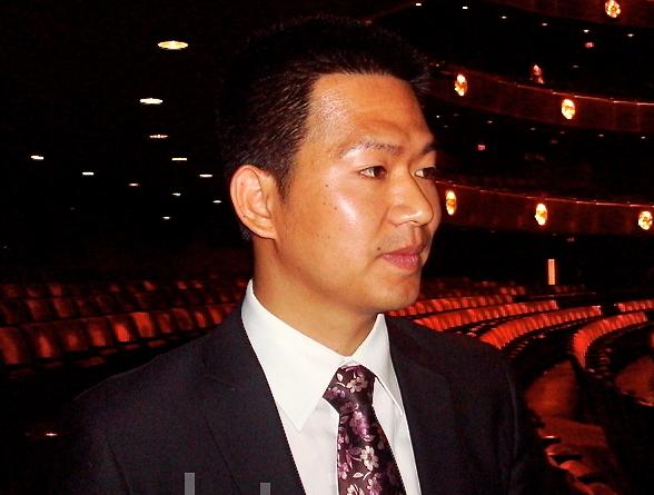 China’s Trade Official Comes to New York Just to Watch Shen Yun