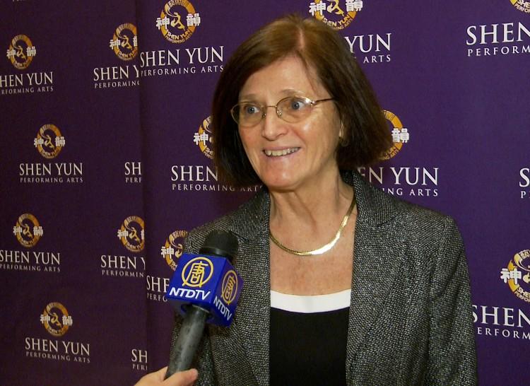 Banker Drawn to ‘Mystical Aspects’ of Shen Yun