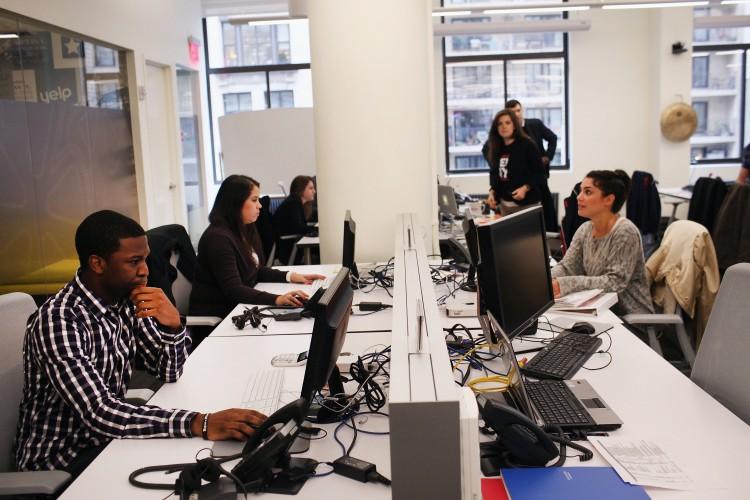 Only 2 in 10 US Employees Have a Best Friend at Work: Gallup