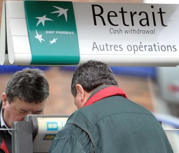 Moody’s Downgrades French Banks