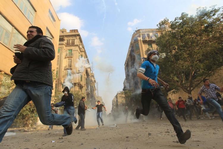 Dozens Dead in Egypt Clashes as Cabinet Submits Resignation