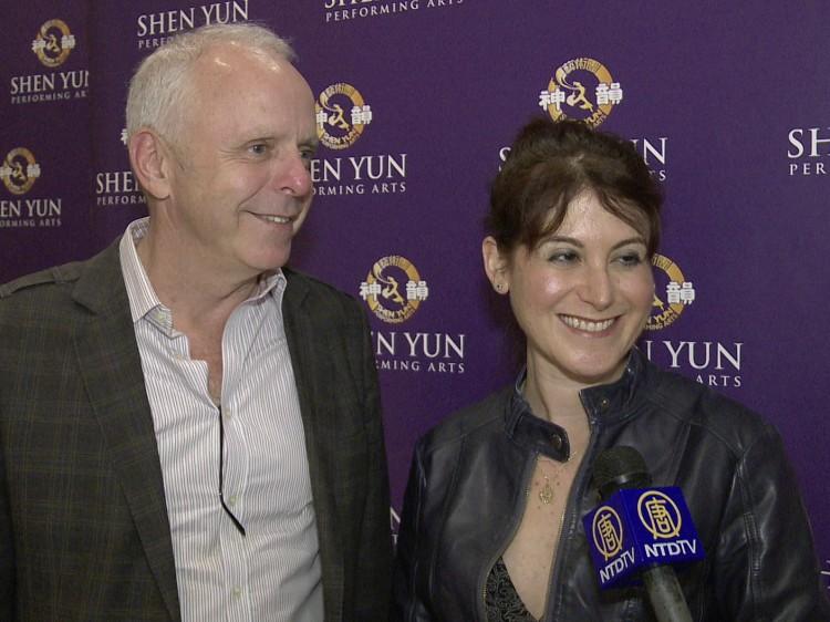 Business Owners Discuss ‘Divinity’ of Shen Yun