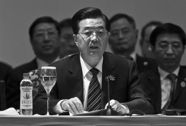 Hu Jintao Sends Warning Message to Military