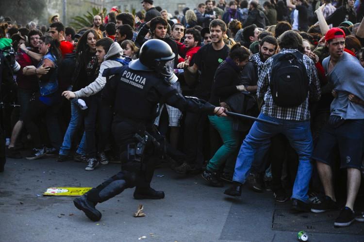 Labor Reforms Prompt Workers’ Strike in Spain