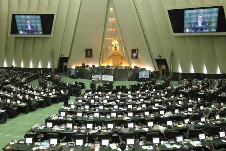 Iran Steps Up Crackdown On Journalists