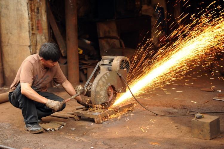 Slew of Bad Economic Data Upsets Markets