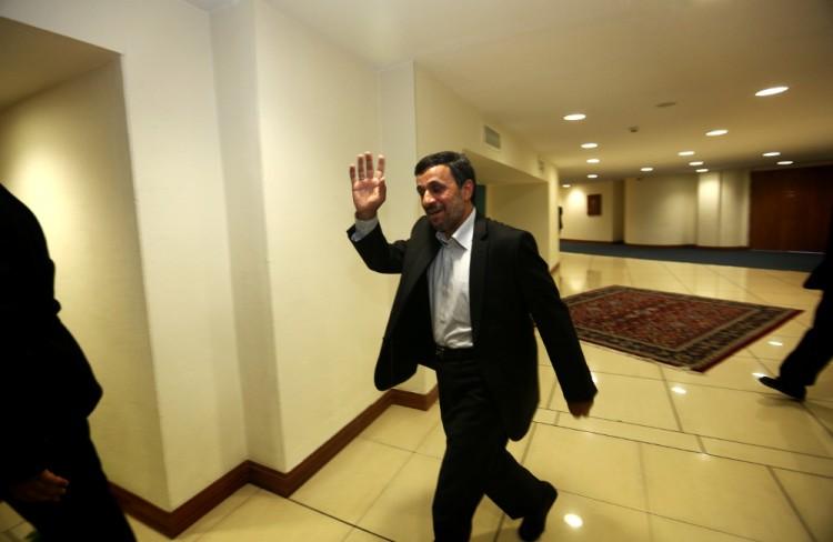 Ahmadinejad Accused of Putin-like Power Grab