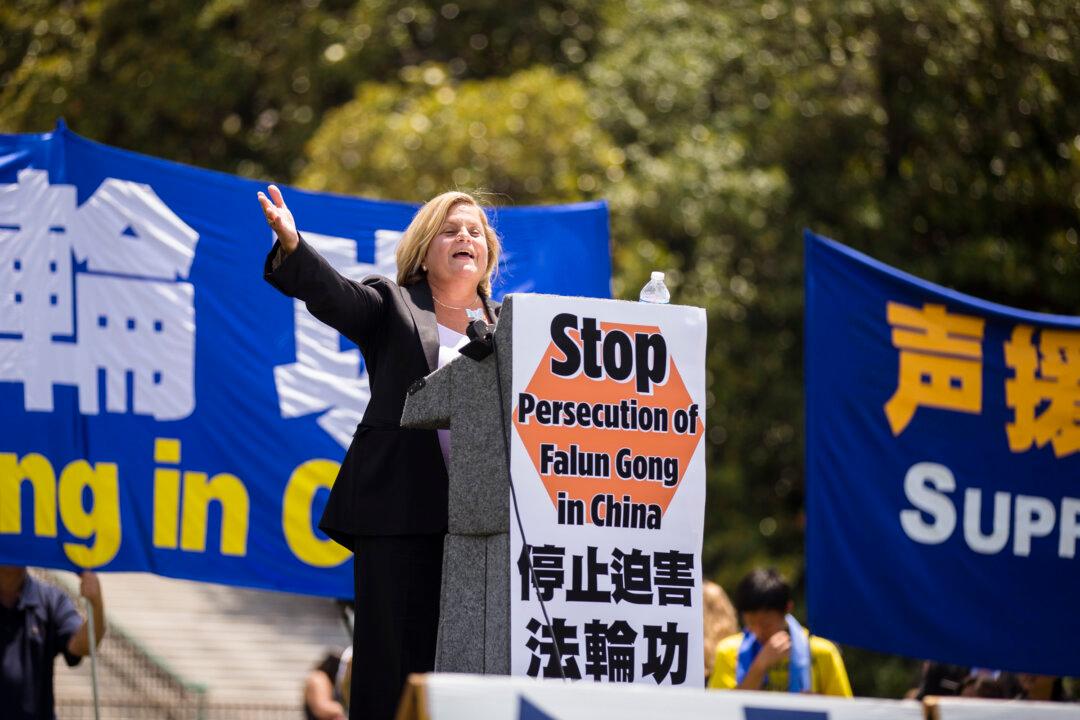 Members of Congress Speak Out Against Ongoing Persecution of Falun Gong in China
