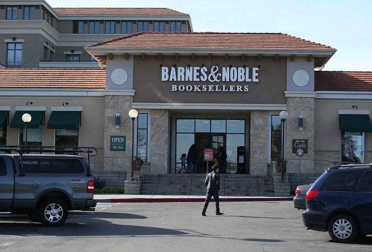 Barnes & Noble Buyout: Chairman Considering Buying Chain, but not Nook