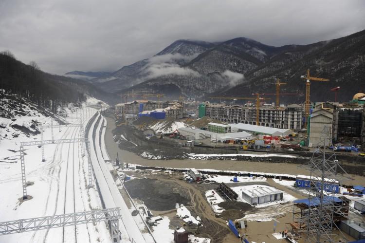 Migrant Workers Exploited by Russia for Sochi Olympics, Report Says