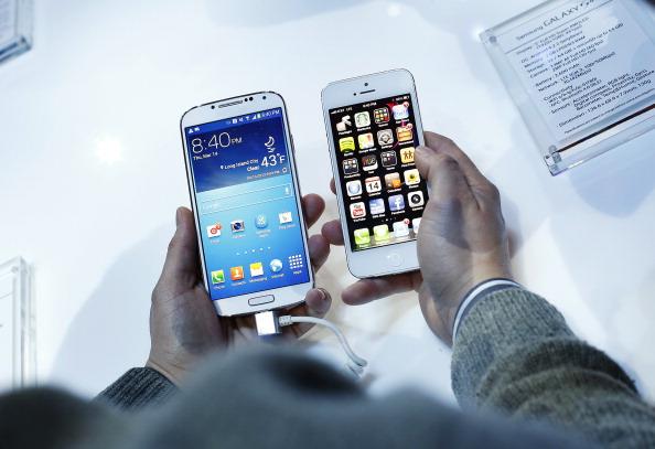 Galaxy S4 vs. iPhone 5