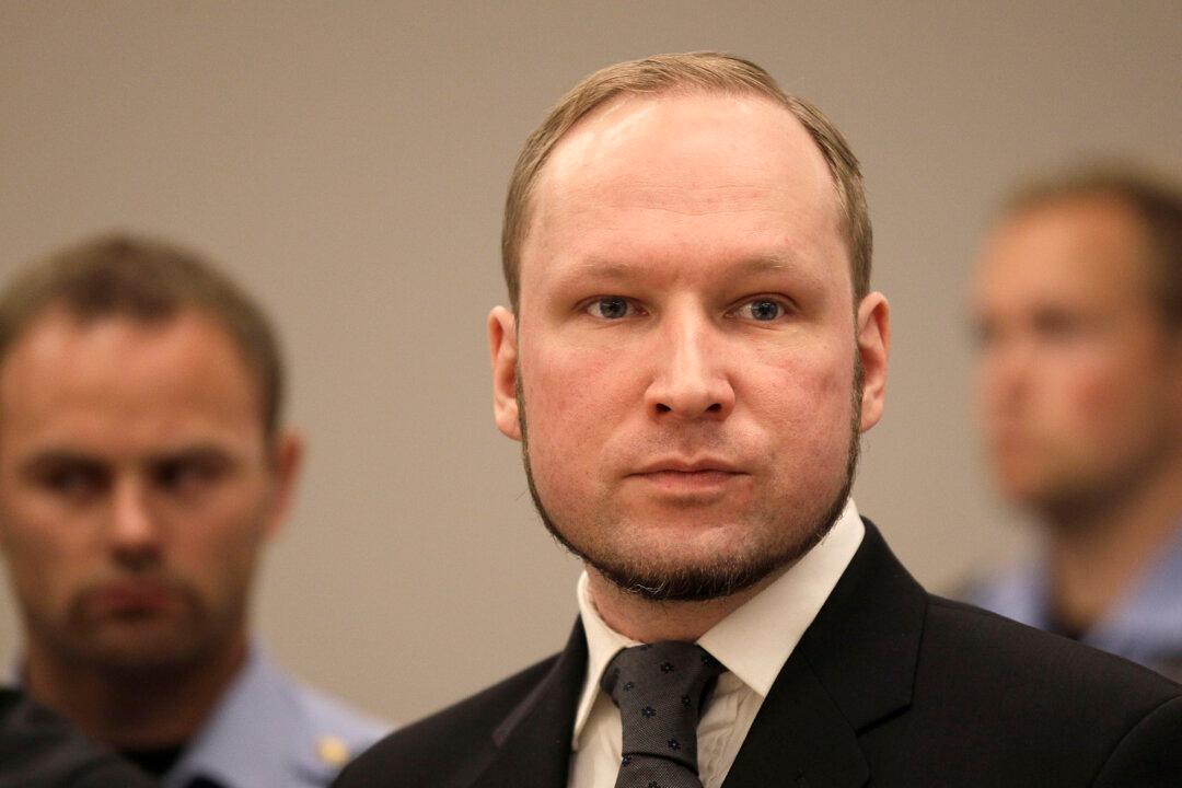 Oslo University Admits Mass Killer Breivik to Study Program