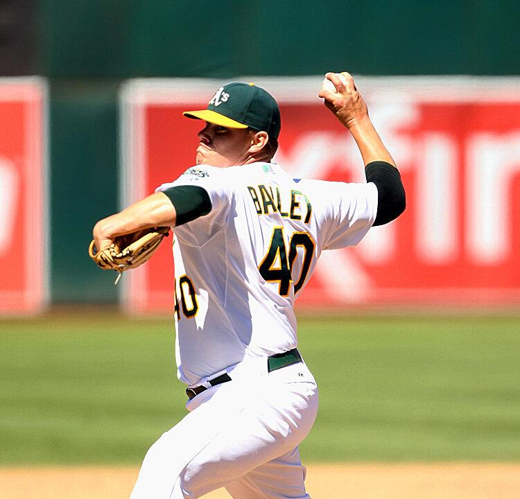 Red Sox Acquire Closer Bailey