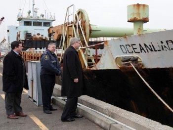 Vietnamese Refugees Welcomed to Canada