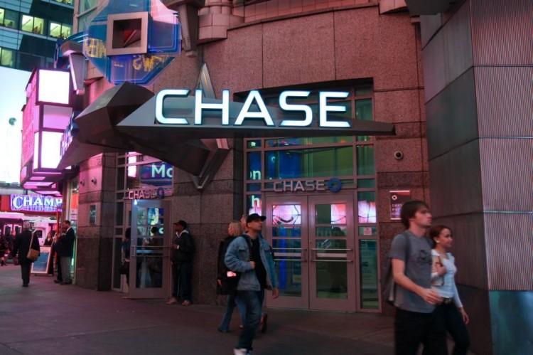 JPMorgan Losses Increase $1 Billion